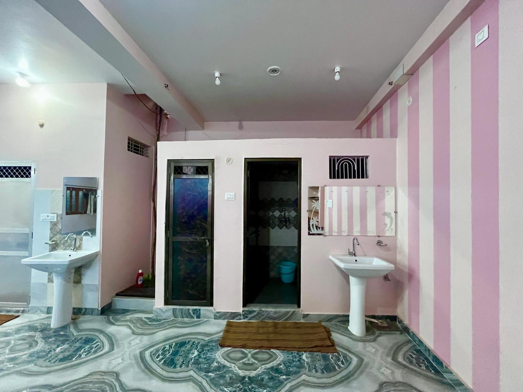 Trilok Residency - Dashashwamedh Varanasi Ngoại thất bức ảnh
