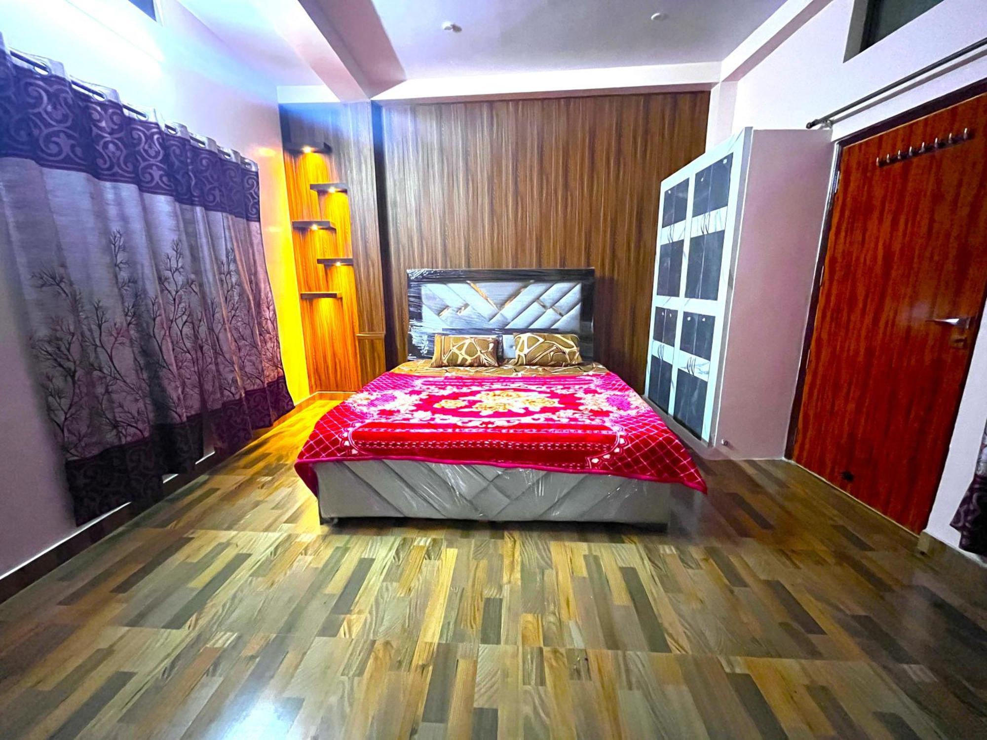 Trilok Residency - Dashashwamedh Varanasi Ngoại thất bức ảnh